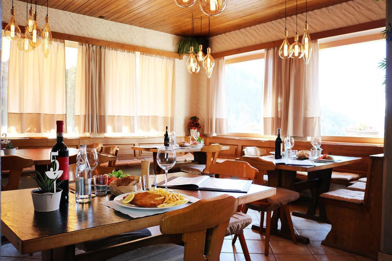 Hotel Sfazu Poschiavo Buitenkant foto